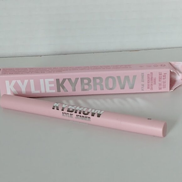 NIB KylieBrow Deep Matte 6 - Picture 1 of 3